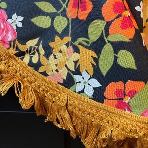 Vintage Deadstock Floral 70s Bedspread w/ Fringe by Cannon Royal Family